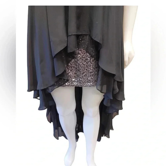 Adrianna Papell Hailey  Black & Silver Hi Lo Dress Size 5/6 - Picture 4 of 12